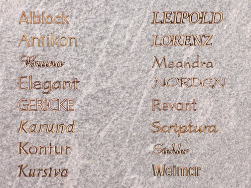 Bronzeskrifter fra bronzestøberiet Strassacker.